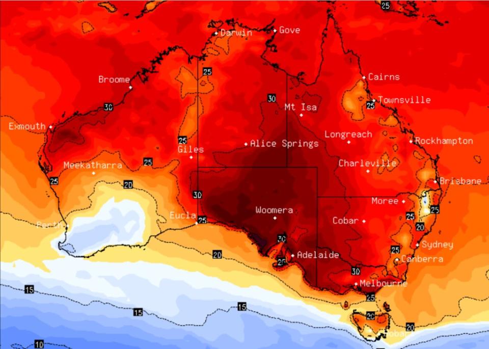 A heatwave is sweeping the country, with Victoria set for another "uncomfortable night". Picture: BSCH Stormcast.
