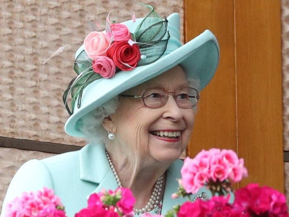 Am fünften Tag des Pferderennens Royal Ascot stand auch Queen Elizabeth II. an der Rennbahn. (Bild: imago/i Images)