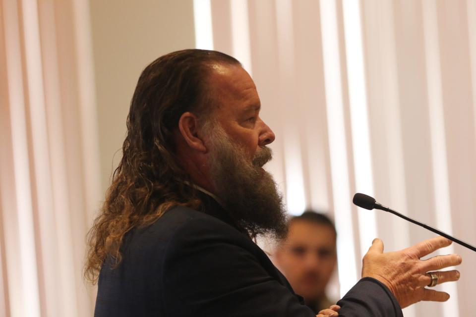 Defense Attorney Todd Holmes give his opening arguments during the child abuse trial of Alexis Murray Smith, Sept. 12, 2023 at Eddy County District Court.