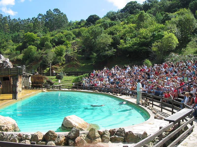 <b>Parque Natural de Cabárceno (Cantabria)</b><br><br> Tamaño: 750 hectáreas<br> Proporción de Eurovegas: El mismo tamaño