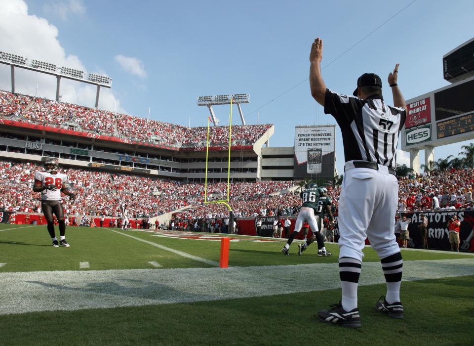 Un réferi de la NFL