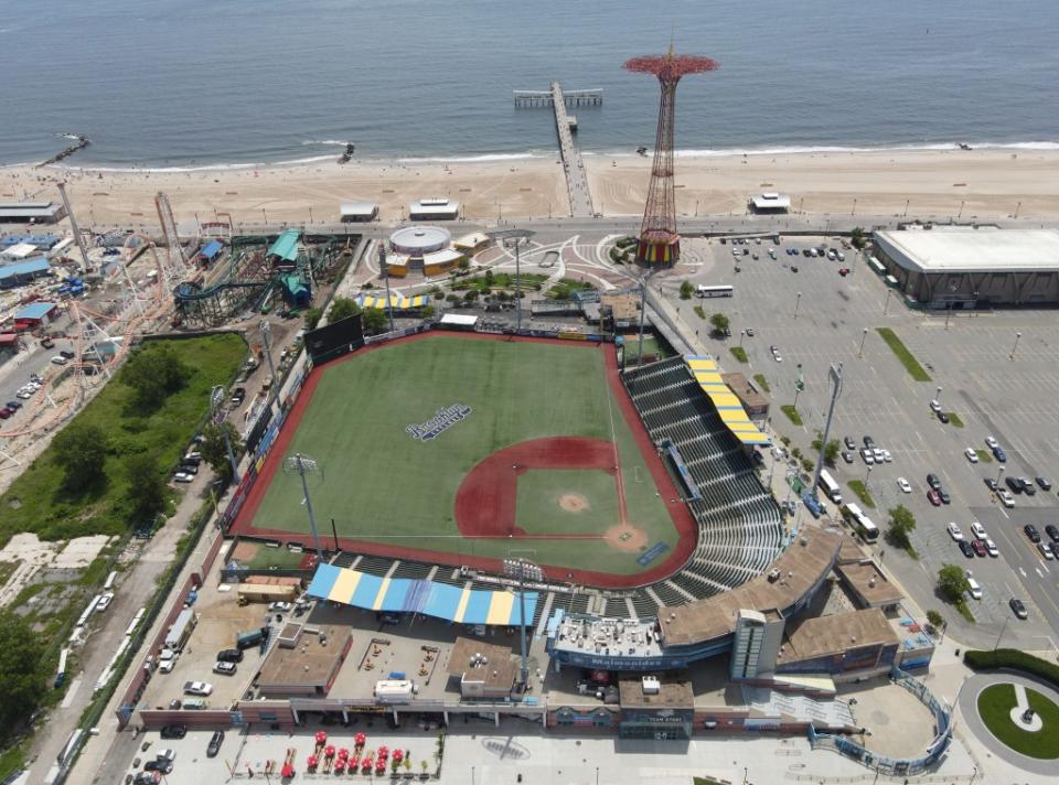 Coney Island also attracts many baseball fans with the Brooklyn Cyclones. Paul Martinka