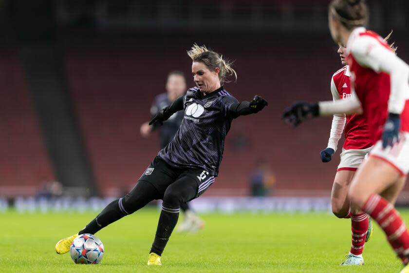 LONDON, ENGLAND - DECEMBER 15: Amandine Henry of Olympique Lyonnais in action.