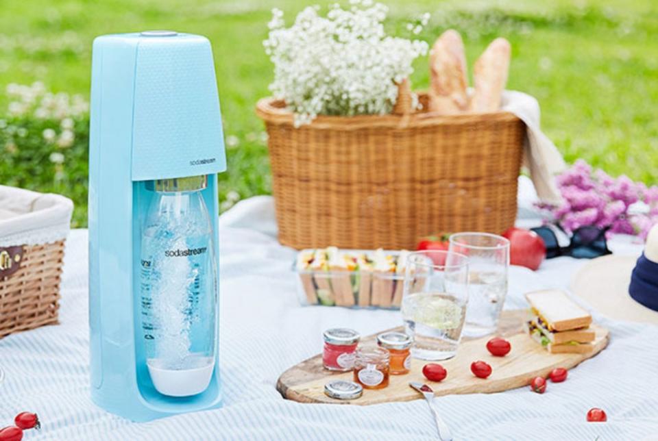 Sodastream FIZZI氣泡水機(冰河藍)（圖：Yahoo購物中心）