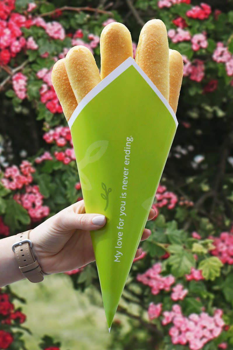 Olive Garden breadstick bouquet.