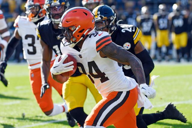 Cleveland Browns vs Pittsburgh Steelers - January 08, 2023