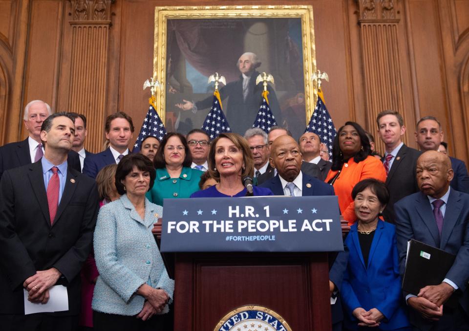 House Speaker Nancy Pelosi (D-Calif.) speaks alongside Democratic lawmakers about H.R. 1, the "For the People Act," at the Capitol in Washington, D.C., on Jan. 4. (Photo: SAUL LOEB via Getty Images)