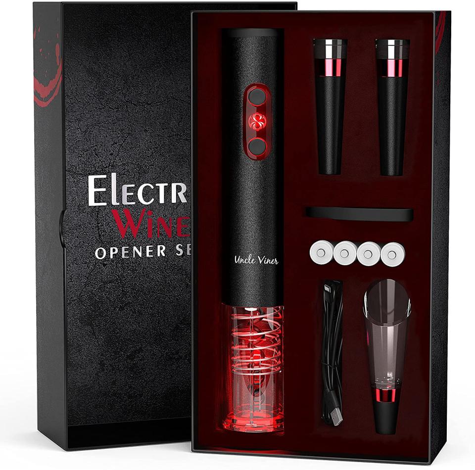 Electric Wine Opener with Charger and Batteries Gift Set - Amazon Canada