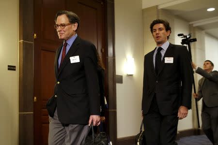 Sidney Blumenthal (L), a longtime Hillary Clinton friend who was an unofficial adviser while she was secretary of state, arrives to be deposed in private session of the House Select Committee on Benghazi at the U.S. Capitol in Washington June 16, 2015. REUTERS/Jonathan Ernst