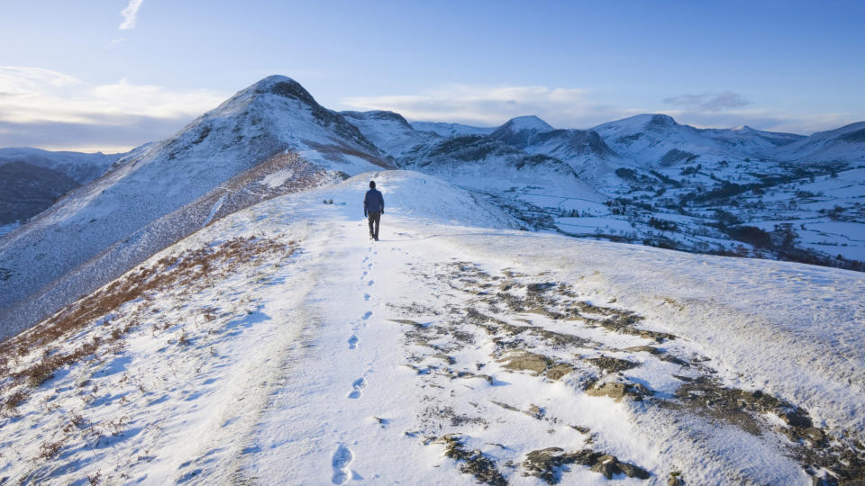 when does a hill become a mountain: snowy hills