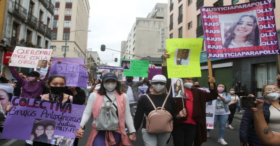 Familiares de Fernanda y Polly marcharon para exigir justicia por el intento de feminicidio