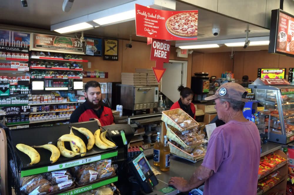 7-Eleven cashier