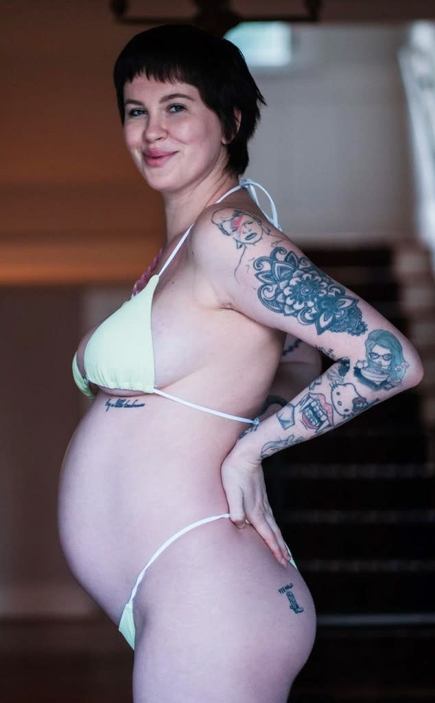 Ireland Baldwin, pregnant, Instagram