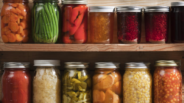 jars of veggies