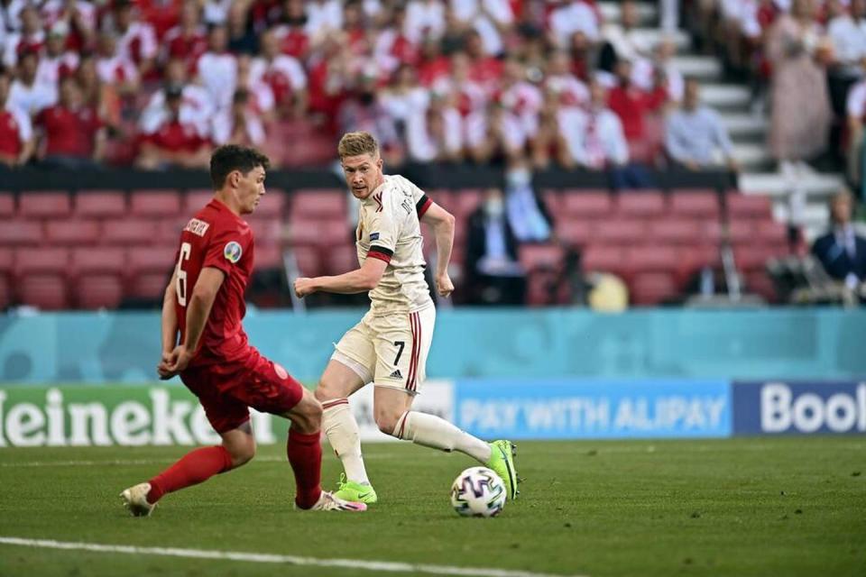 De Bruyne führt Belgien ins Achtelfinale - Dänemark zittert