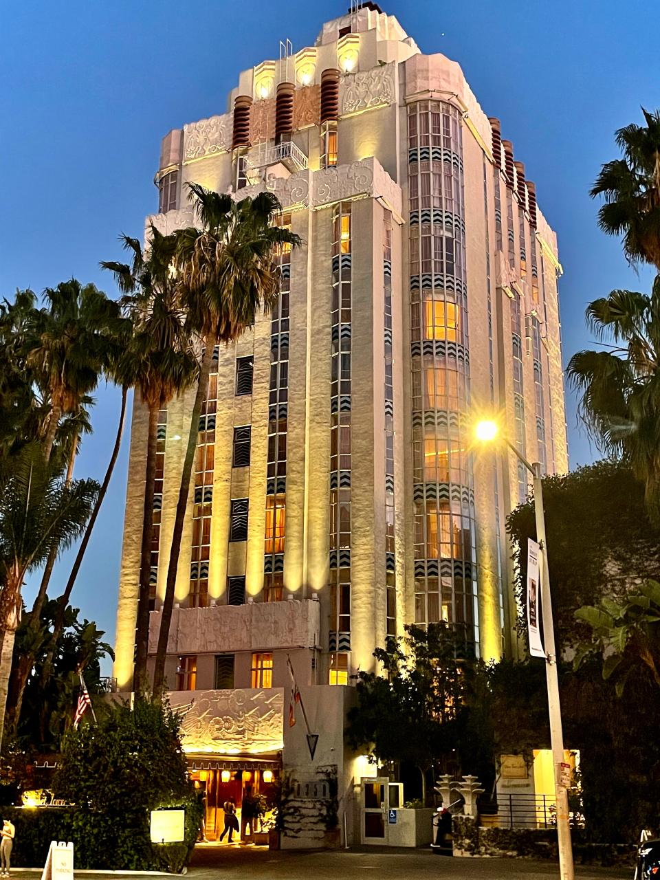 An Art Deco gem, the Sunset Tower Hotel, which also originally opened as an apartment building, was home to Greta Garbo.