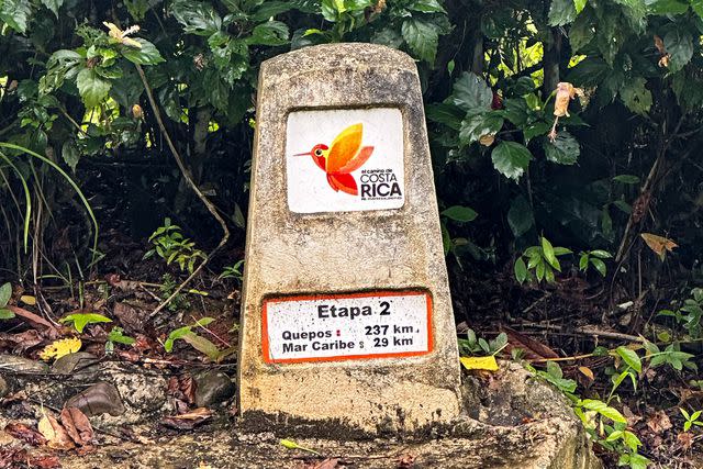 <p>Courtesy of Urritrek</p> A distance marker along the Camino.