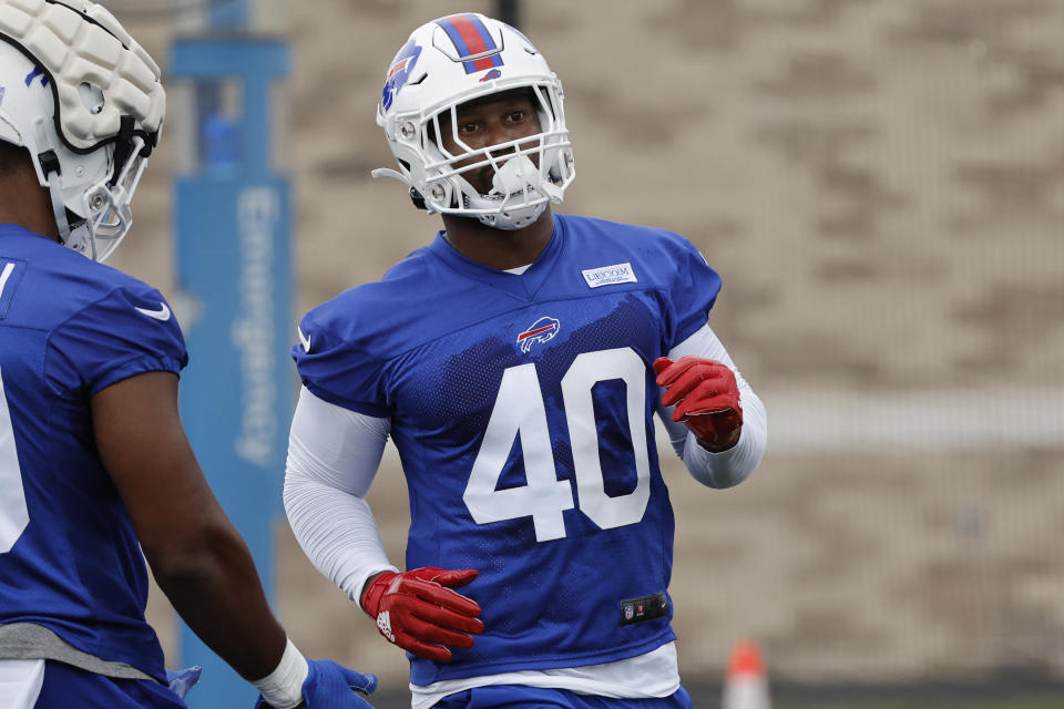 Buffalo Bills linebacker Von Miller (40) runs a drill during practice at the NFL football team's training camp in Pittsford, N.Y., Sunday July 24, 2022. (AP Photo/ Jeffrey T. Barnes)