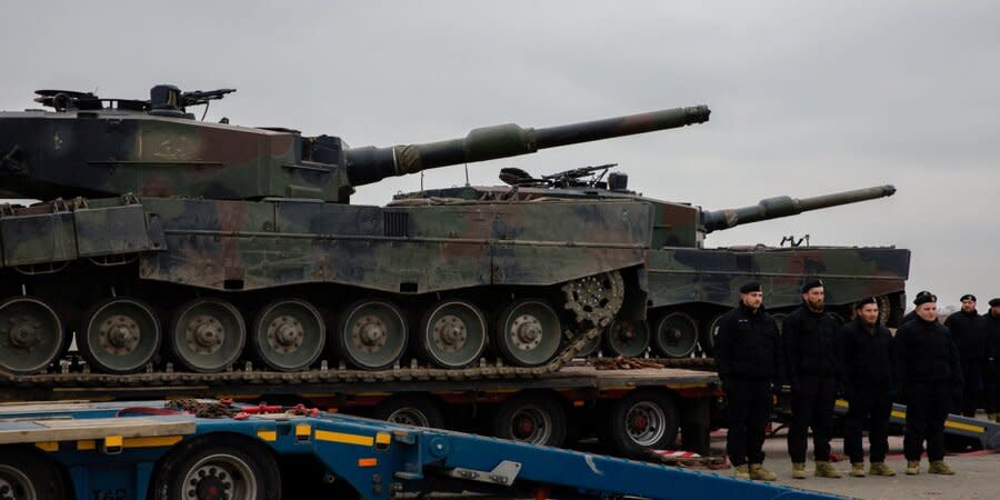 Poland sends 10 more Leopard tanks to Ukraine