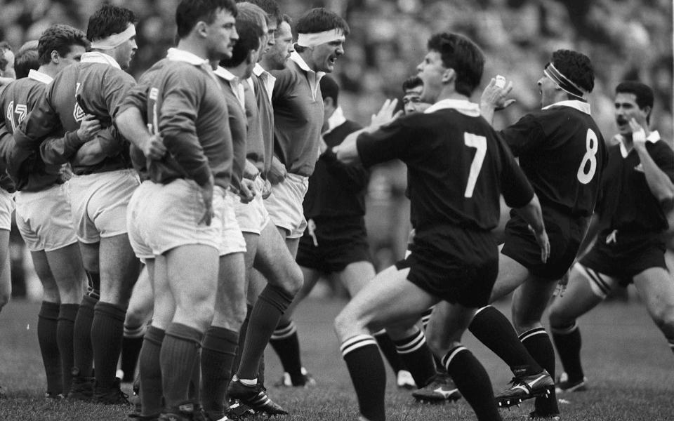 Jonathan Anderson's father, Captain Willie, faces up to New Zealand Captain Wayne Shelford in 1989