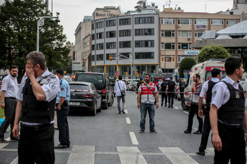 Large Bomb Blast Hits Istanbul