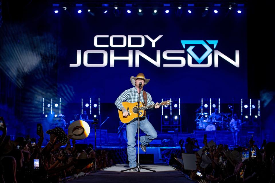 Cody Johnson performs onstage during Country Thunder - Day 1 on July 20, 2023, in Twin Lakes, Wisconsin.