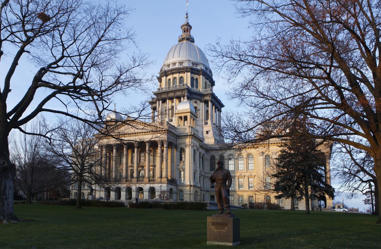 Illinois State Capitol building.