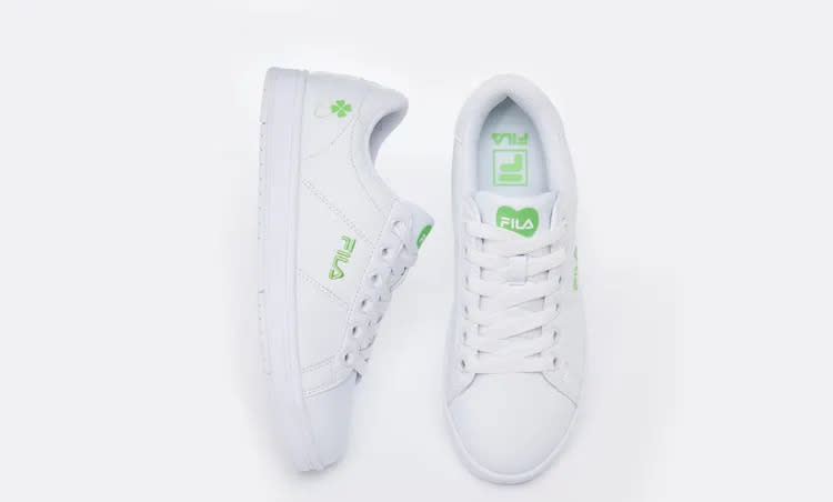 情人節限定塗鴉小白鞋幸運綠款式，2080元。品牌提供