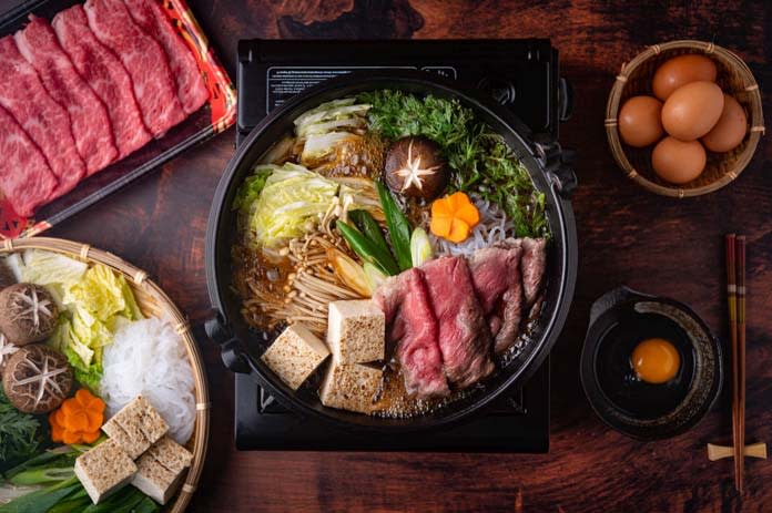 台北晶華三燔壽喜燒放題，肉肉控的最愛。晶華國際酒店集團提供