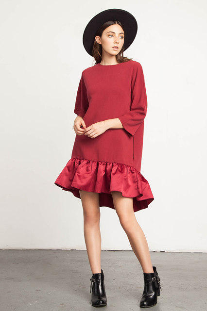 The perfect party dress for the season. A ruffled satin hem turns this LRD (little red dress) into something runway-worthy.