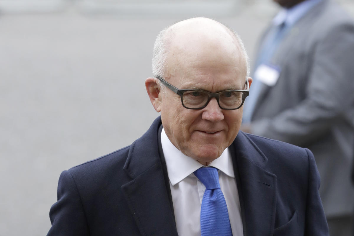 NY Jets' Woody Johnson returns from London, to resume duties as owner