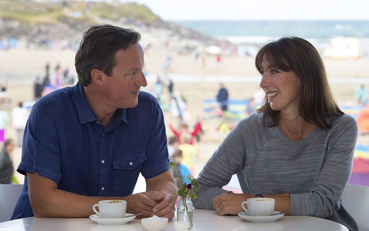 Save-cationers: David and Samantha Cameron on Polzeath Beach in Cornwall - Matthew Horwood,/Getty Images