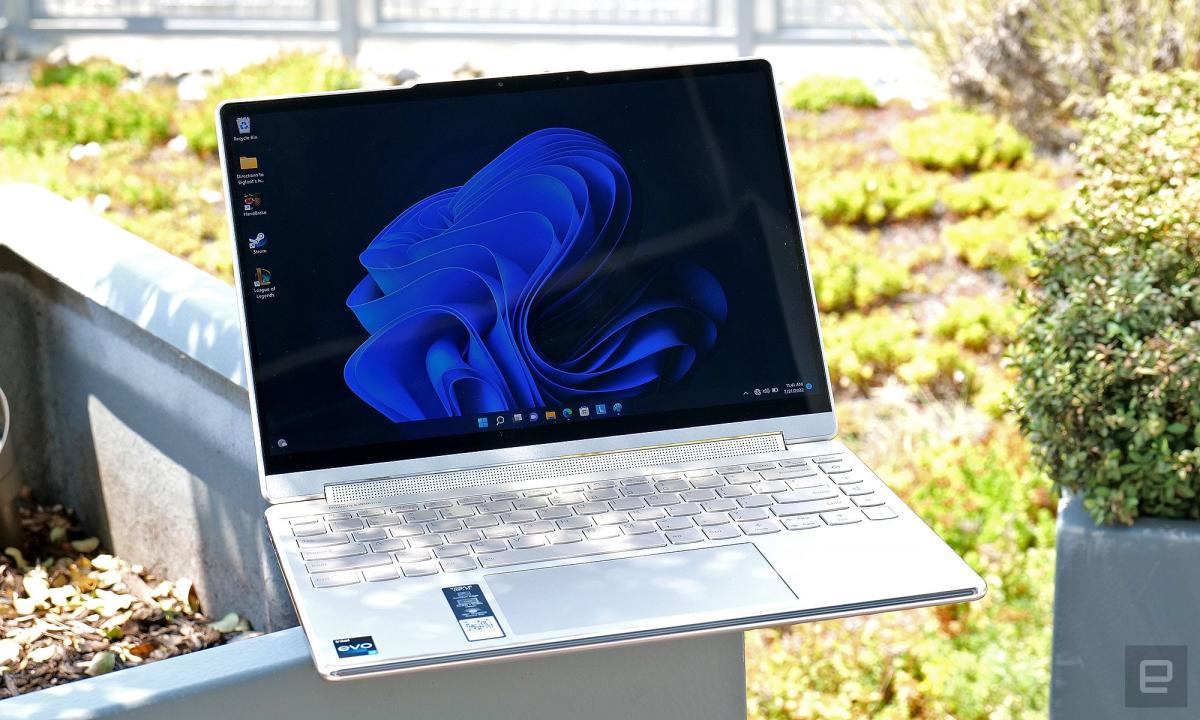 windows 2022 laptop