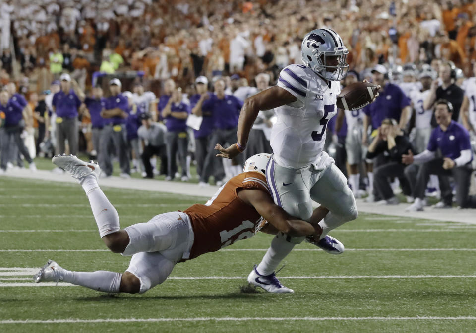 Kansas State QB Alex Delton will make his first career start vs. the No. 6 team in the country. (AP Photo/Eric Gay)