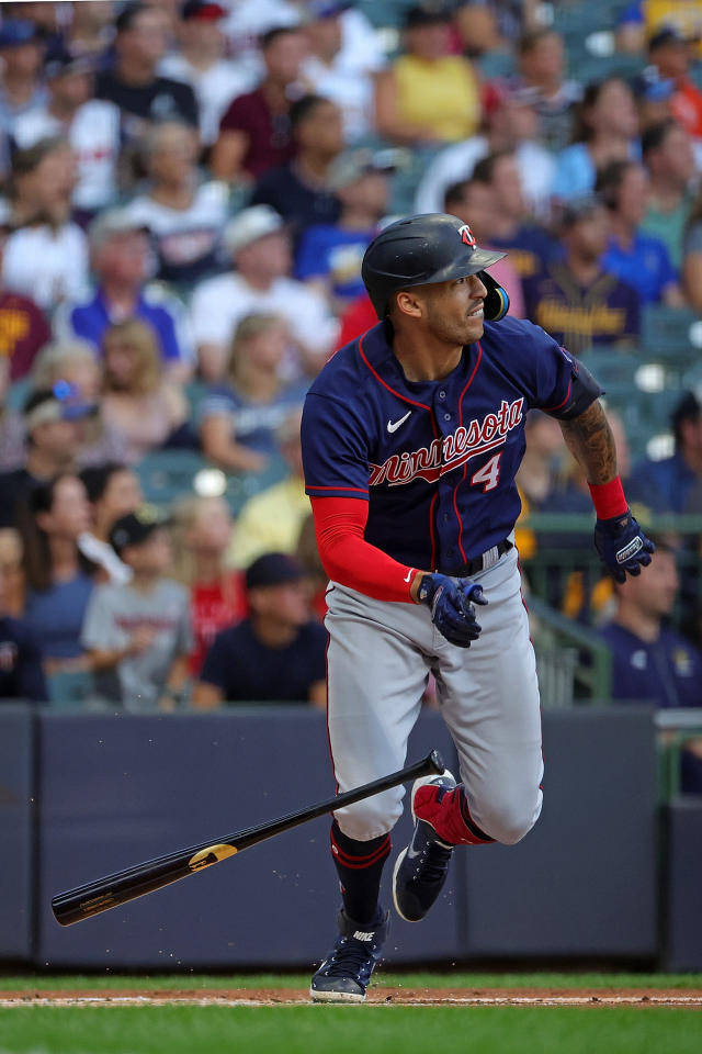 Carlos Correa talking with teams other than Mets: source