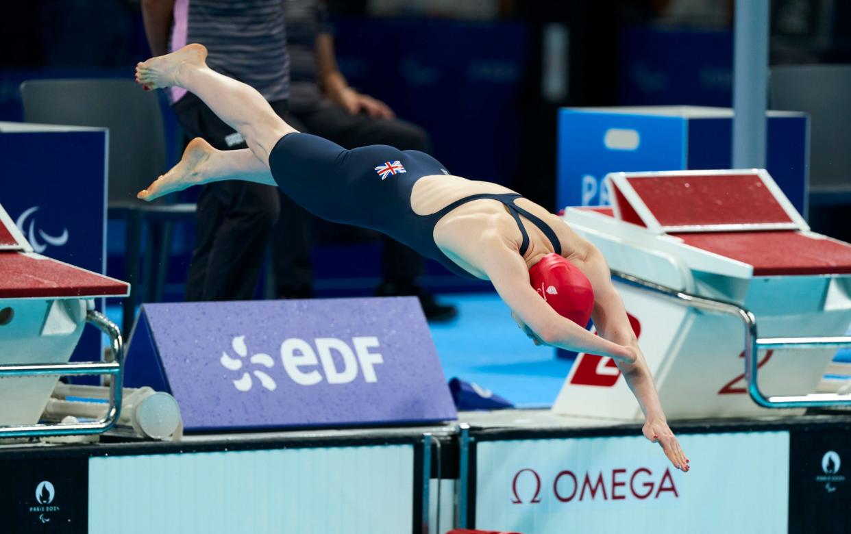 GB's Toni Shaw launches herself into the 400m Women's Freestyle S9 final