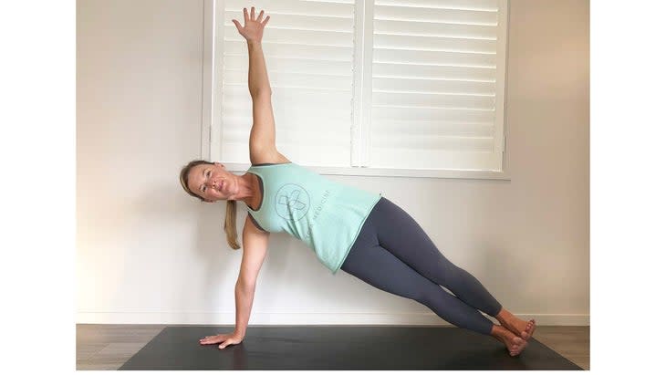 side plank yoga pose