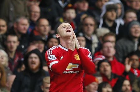 Britain Football Soccer - Manchester United v Leicester City - Barclays Premier League - Old Trafford - 1/5/16 Manchester United's Wayne Rooney looks dejected Action Images via Reuters / Jason Cairnduff Livepic EDITORIAL USE ONLY. No use with unauthorized audio, video, data, fixture lists, club/league logos or "live" services. Online in-match use limited to 45 images, no video emulation. No use in betting, games or single club/league/player publications. Please contact your account representative for further details.