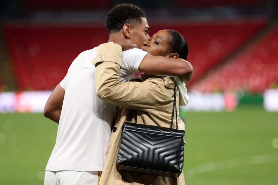 Jude Bellingham interacts with his mother Denise Bellingham after the UEFA Champions League 2023/24 Final (Getty Images)