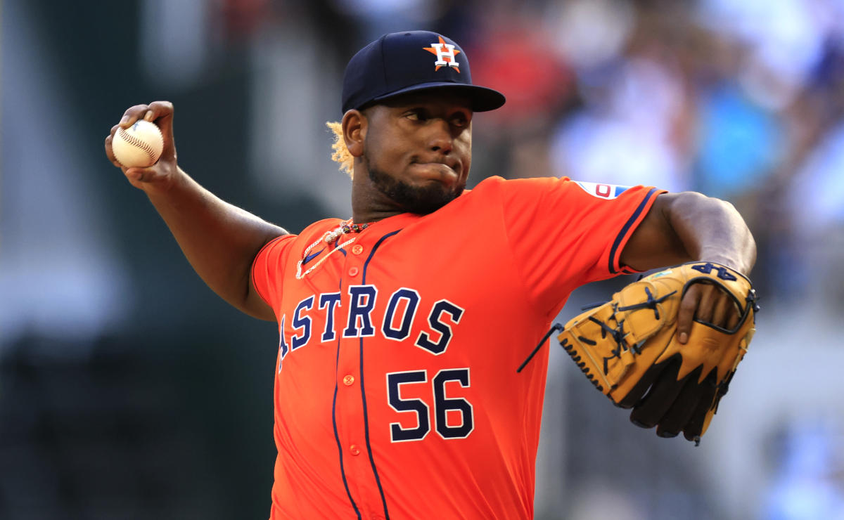 Astros' Ronel Blanco makes MLB history, goes 14 straight innings without  allowing a hit - Yahoo Sports