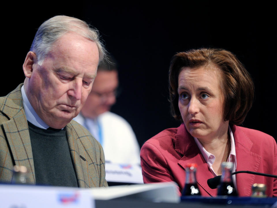 Können nicht von der Regierungskrise profitieren: Alexander Gauland und Beatrix von Storch. (Bild-Copyright: ddp images/Sven Simon)