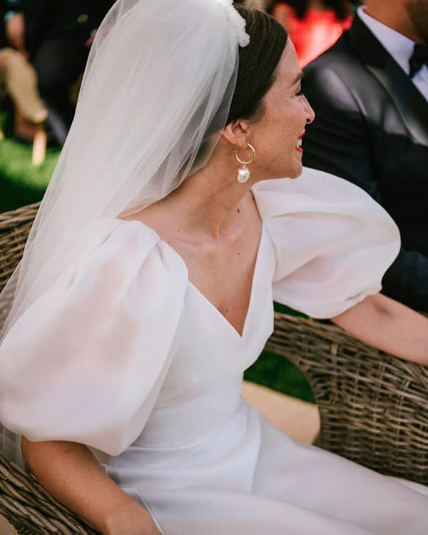 Vestido de novia civil elegante y sencillo febrero 2024 L´Arca Barcelona