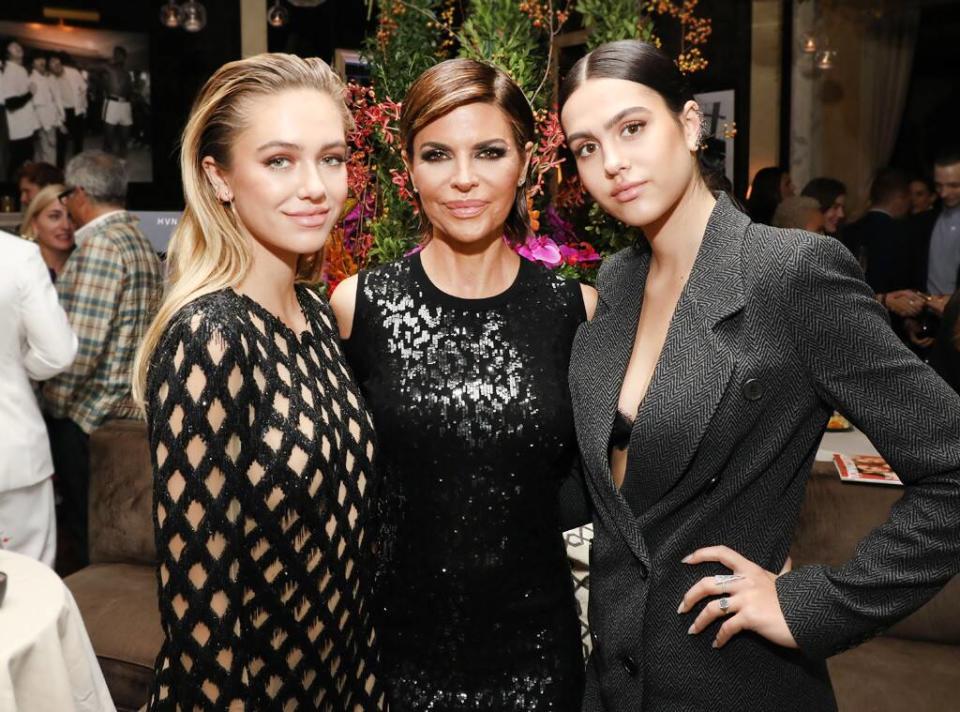 ESC: NYFW Families, Delilah Hamlin, Lisa Rinna, Amelia Hamlin