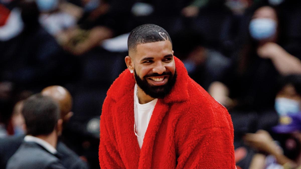 Drake Reacts to Viral 'Breathe  Breathe' TikTok Meme