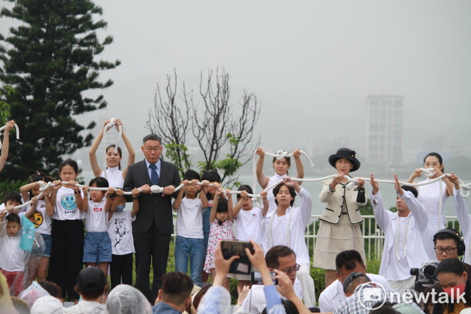 民眾黨主席柯文哲與柯妻陳佩琪。   圖：周煊惠 / 攝