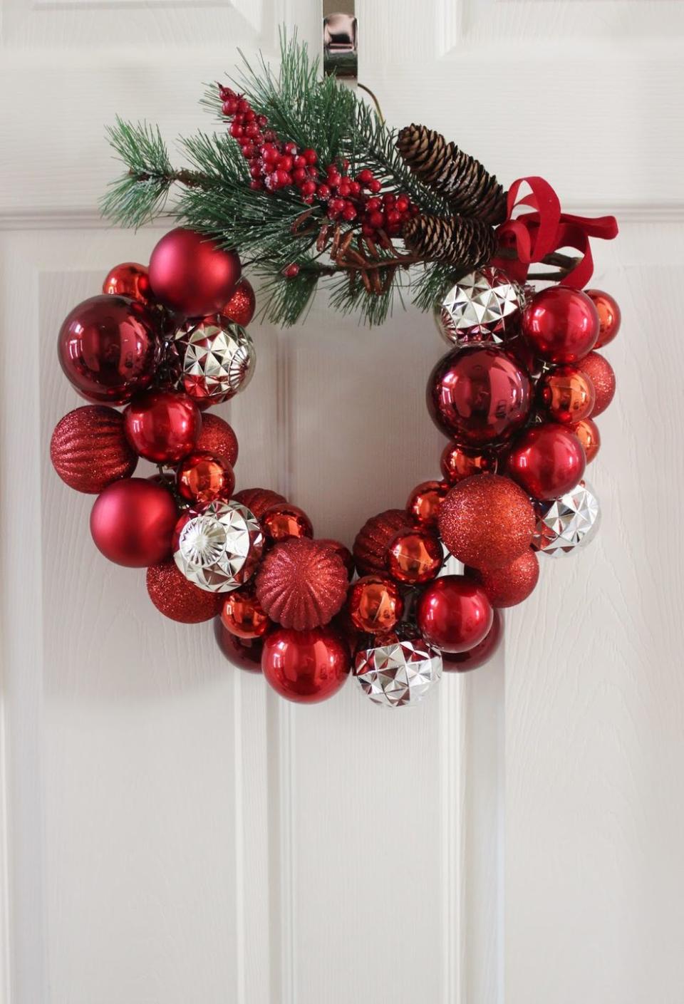 Christmas Ornament Wreath