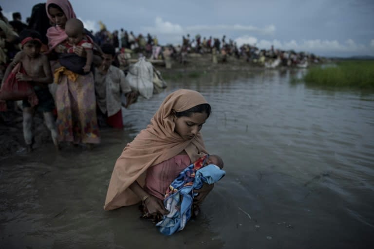 Francis' visit to Myanmar and Bangladesh comes as more than 600,000 mainly Muslim Rohingya have fled violence in Rakhine state, mnaking a desperate journey across the riverine border to Bangladesh