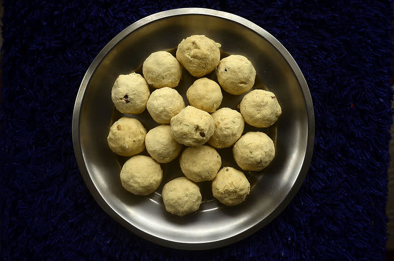 “Creative Commons Moong Dal Laddu” by PJeganathan is licensed under CC BY 4.0