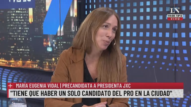 La precandidata a presidenta, María Eugenia Vidal, en LN+