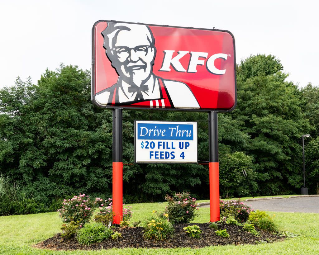 kfc kentucky fried chicken store in north brunswick